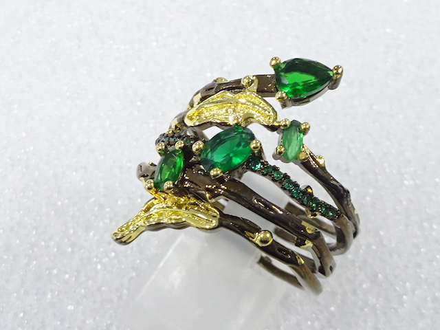 Japanese Kimono / Antique Accessories Metal